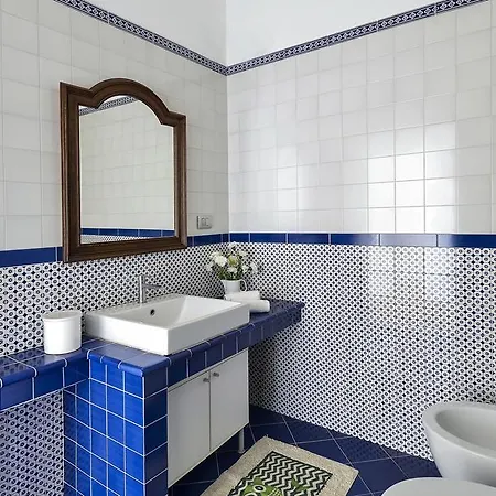 Rombon Apartman